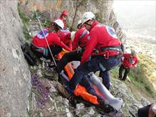  Παροχή βοήθειας από την Ελληνική Ομάδα Διάσωσης σε ορειβάτισσα στον Όλυμπο 