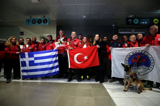 Η αποστολή της Ελληνικής Ομάδας Διάσωσης στην Τουρκία επέστρεψε στη Θεσσαλονίκη